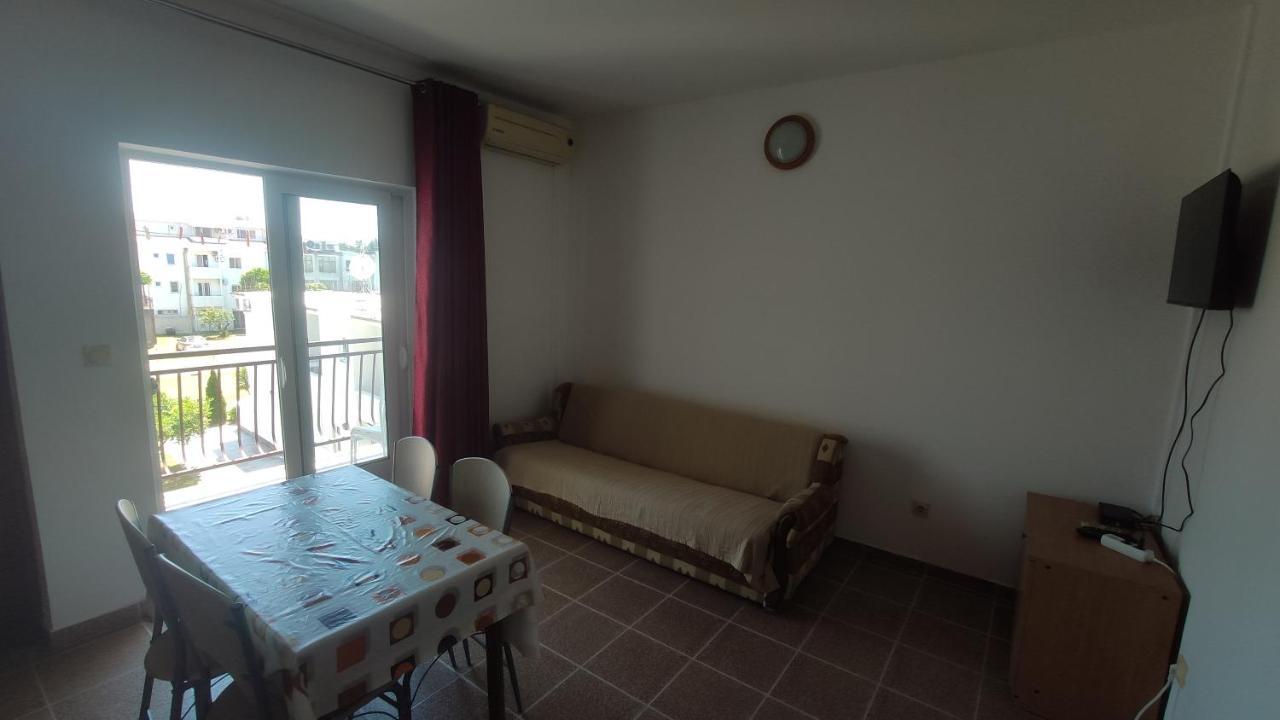 Apartments Marnikovic อุลซิน ภายนอก รูปภาพ
