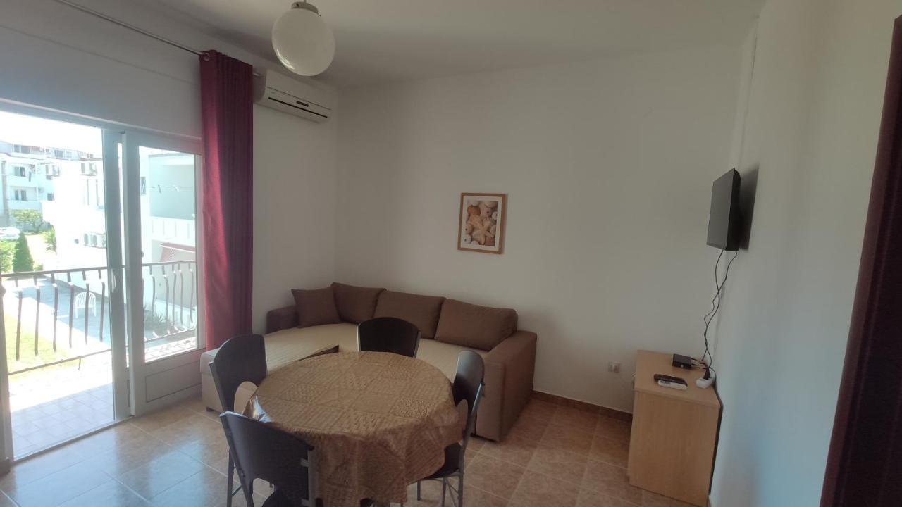 Apartments Marnikovic อุลซิน ภายนอก รูปภาพ